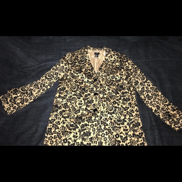 RQT Black & Gold Long Lined Jacket. Size Large - Picture 2 of 2
